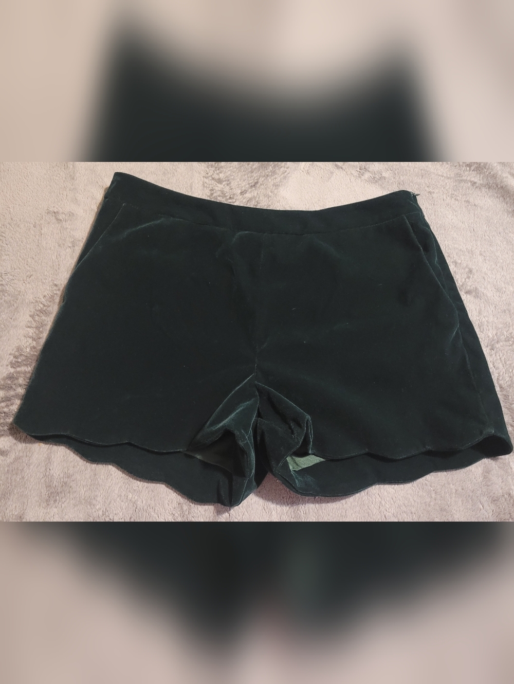 Very J Velvet Scallop Hem Women's Shorts